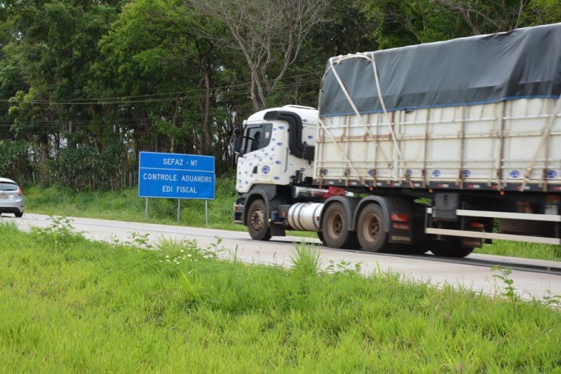Contribuintes e produtores rurais podem apresentar o DANFE pelo celular nas nas operações dentro de Mato Grosso