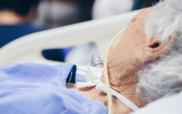 Equipe da CCC supera meta de “desmame” de pacientes traqueostomizados; entenda o procedimento