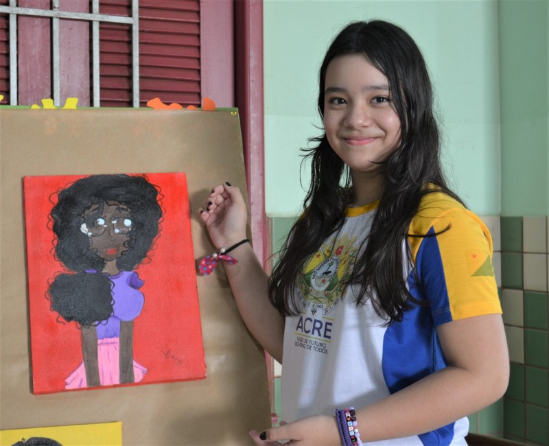 Escola João Paulo I encerra projeto de leitura com apresentações dos estudantes