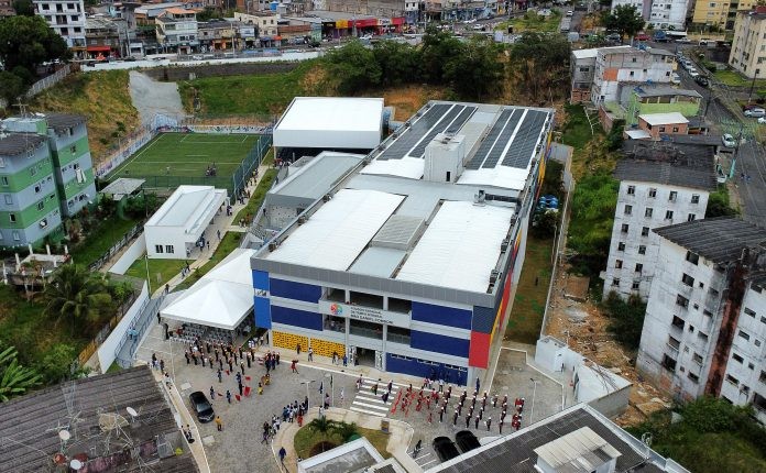 Jerônimo e Adélia Pinheiro fazem convocação para matrícula online; inscrições têm início nesta segunda
