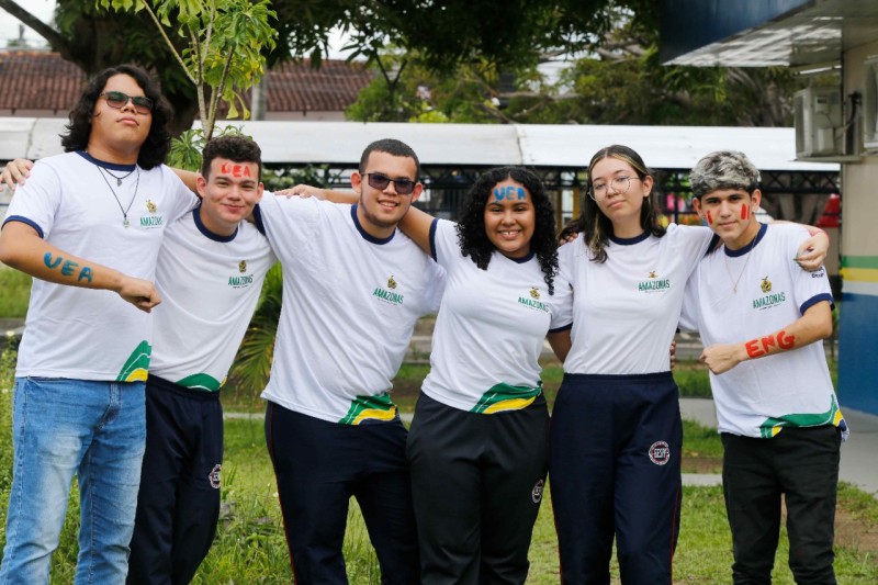 Escolas estaduais das zonas norte e centro-oeste se destacam com maior número de aprovados no vestibular da UEA