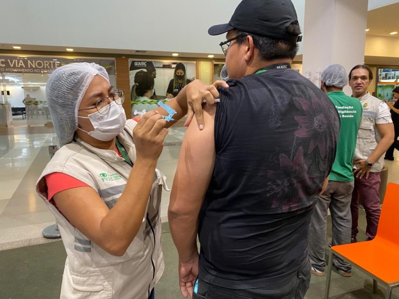 Amazonas divulga boletim de Covid-19 e vacinação neste domingo