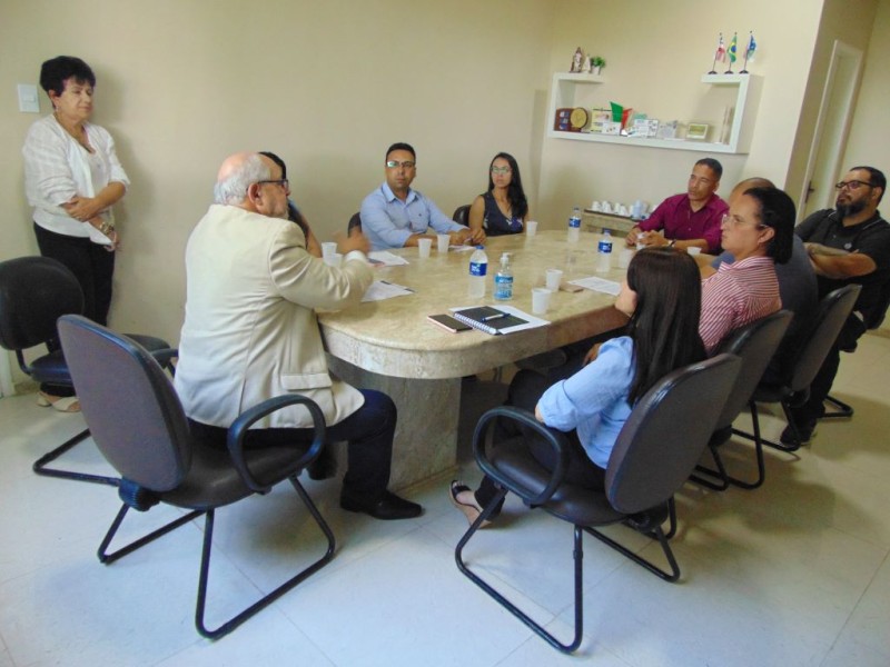 Smed cria comissão para avaliar estado de funcionamento das escolas municipais