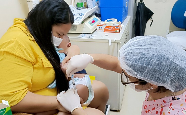 Hospital e Maternidade Dona Regina oferta tratamento que reduz internações de bebês prematuros