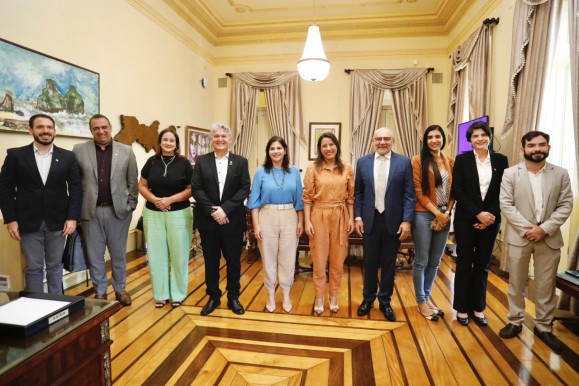 Governadora Raquel Lyra e reitor da UFPE têm encontro para discutir parcerias