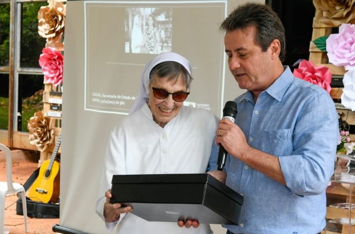 SES homenageia profissionais pelos serviços prestados à saúde pública de MS