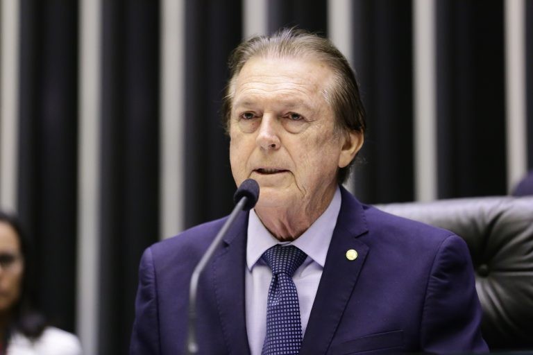 Reeleito 1º secretário, Luciano Bivar destaca inovação da Câmara nos últimos anos