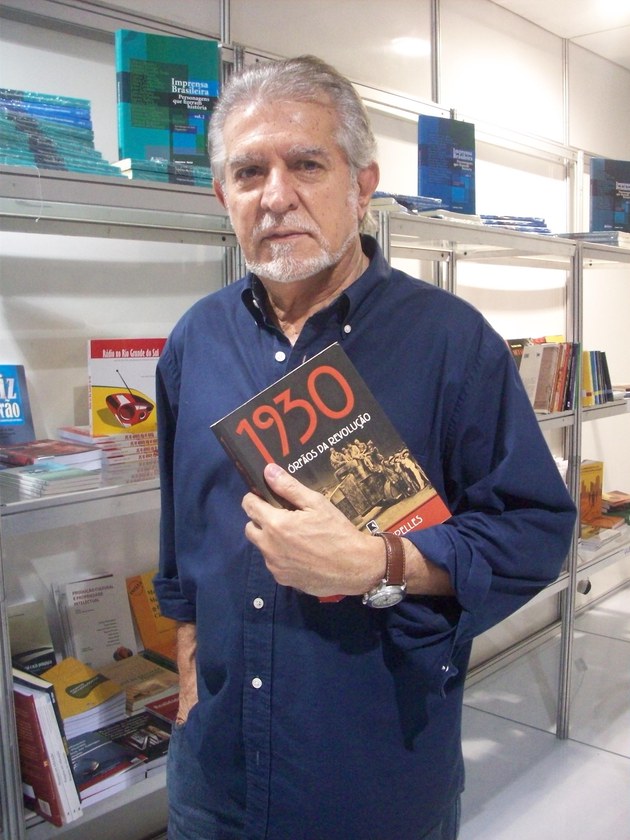 FORUM: Veterano jornalista processa Record e pede indenização milionária.