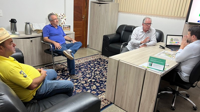 Vereadores discutem atividades do Legislativo