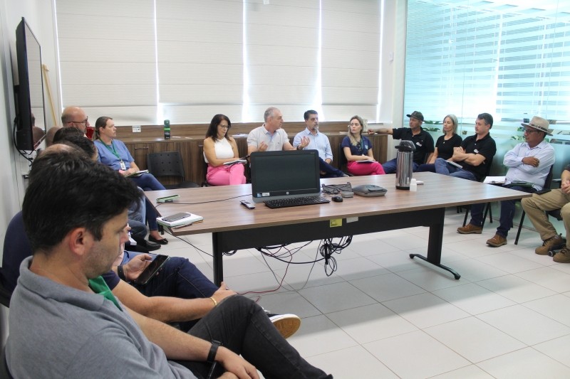 Prefeitura reúne instituições para discutir a agricultura familiar em Lucas do Rio Verde