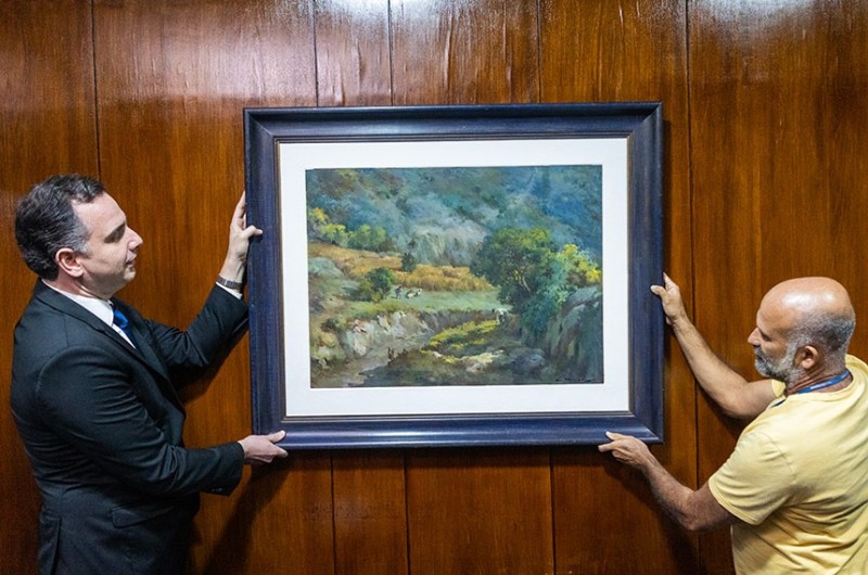 Primeira obra restaurada após ataques é símbolo para o Senado, diz Pacheco