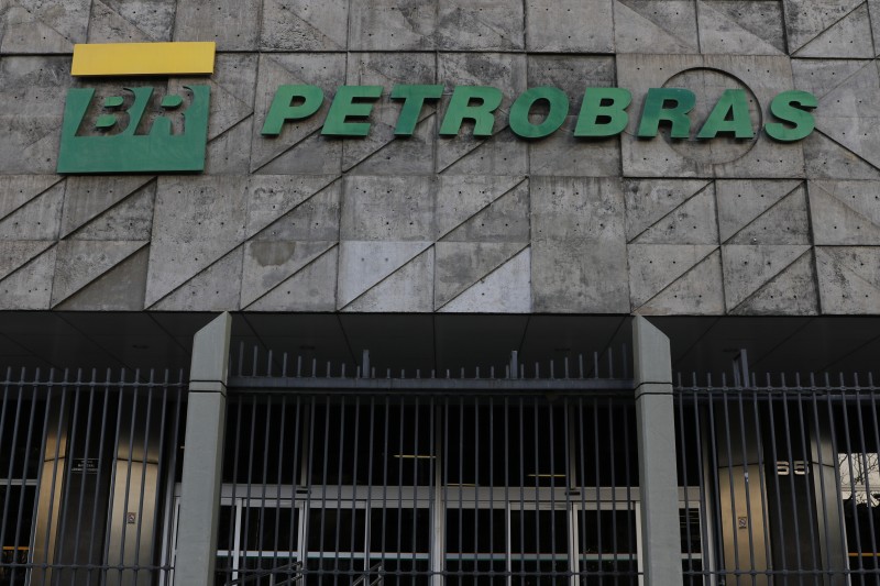 Presidente da Petrobras indica 5 integrantes para diretoria executiva