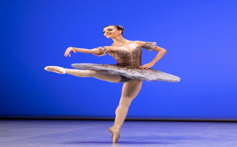 Bailarina da EFG ganha prêmio na maior competição mundial 
