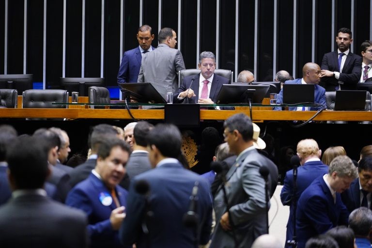 Câmara analisa acordos internacionais; acompanhe