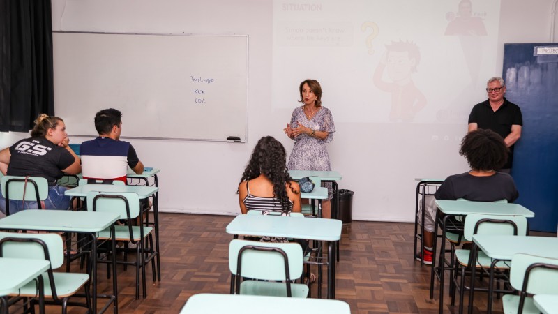 Professores e alunos mostram entusiasmo no início do projeto Estudos de Recuperação