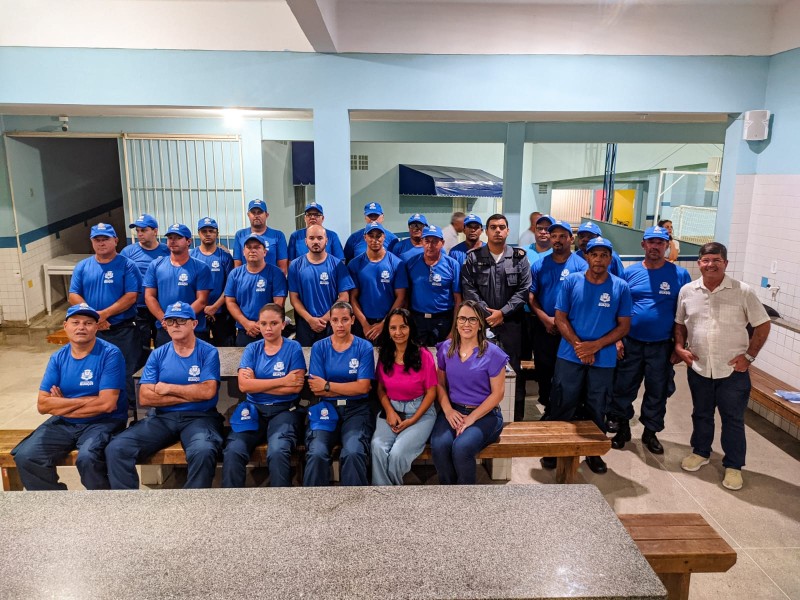 PROJETO ESCOLA DA PAZ: PREFEITURA DE GUAÇUÍ REALIZA FORMATURA DOS VIGILANTES DE SEGURANÇA ESCOLAR