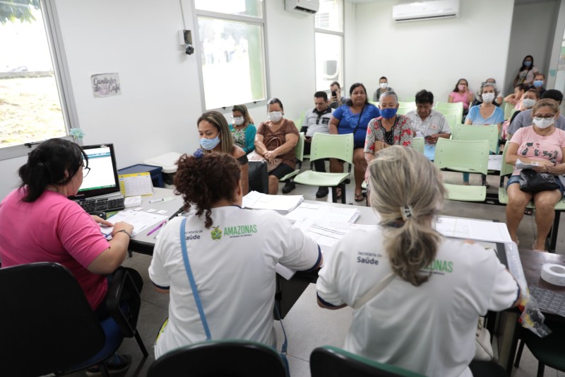 Governo do Amazonas realiza atendimentos por especialidades para quase 2 mil pacientes regulados