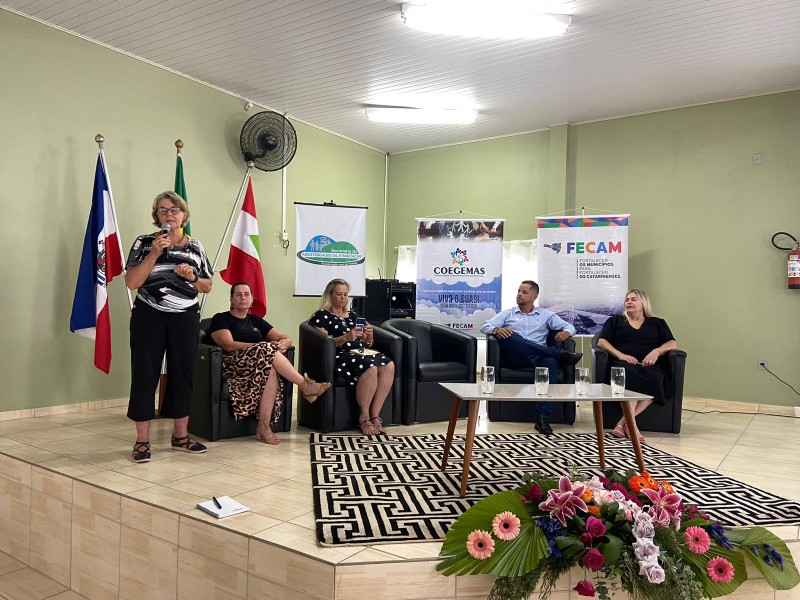 Estado e municípios debatem Política de Assistência Social