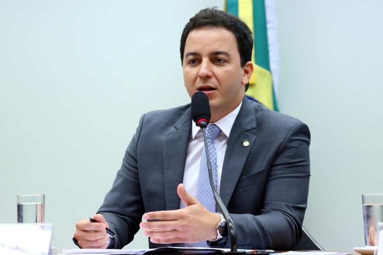Proposta prevê jornada de 30 horas semanais para a enfermagem