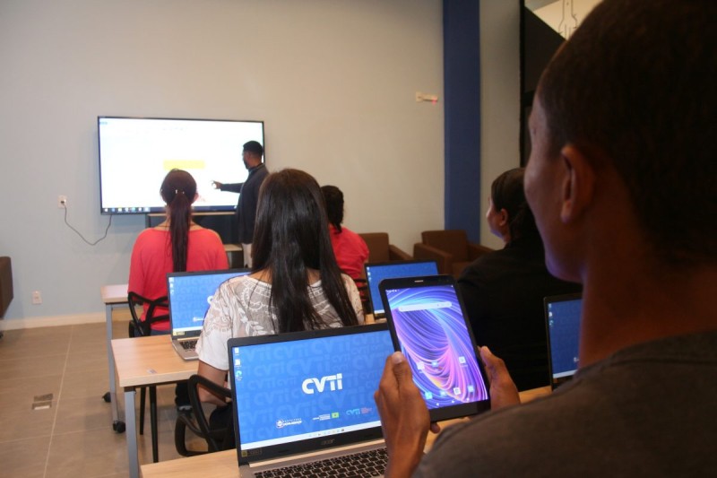 Nova Iguaçu oferece 450 vagas para cursos tecnológicos do CVTI