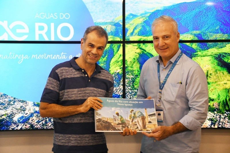 Prefeito de Nova Iguaçu recebe balanço de ações da Águas do Rio