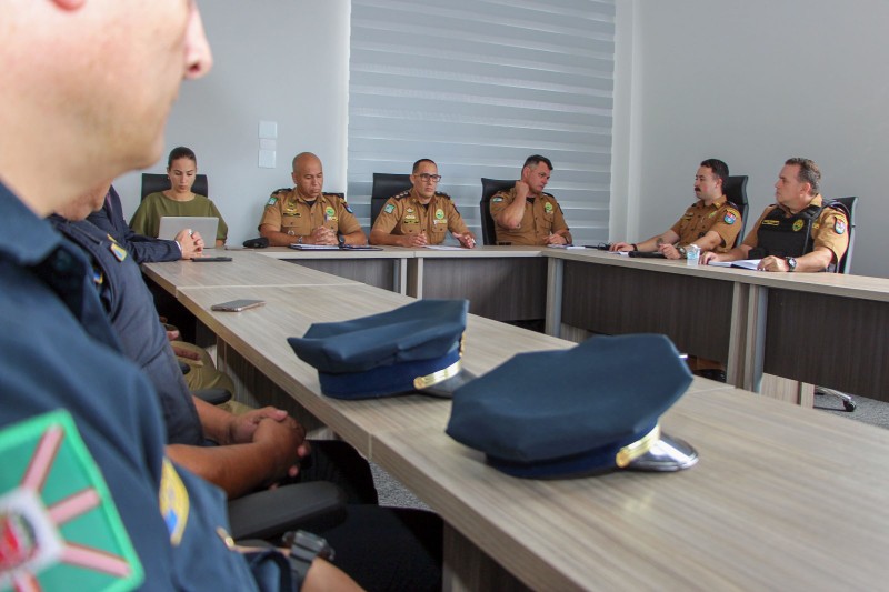 Com equipes do Interior, PM reforça operação para garantir sossego no Carnaval de Curitiba