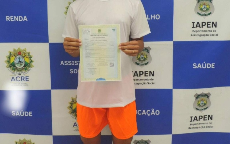 Iapen e Central do Registro Civil emitiram mais de 300 certidões de nascimento para apenados desde junho