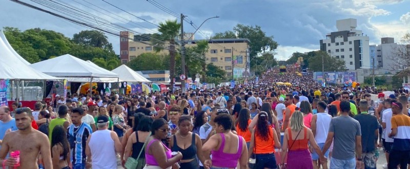 Sem exageros: Fhemig orienta a população sobre medidas para uma folia segura