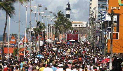 Circuito Dodô, na Barra, durante o Carnaval 2023, em Salvador..
