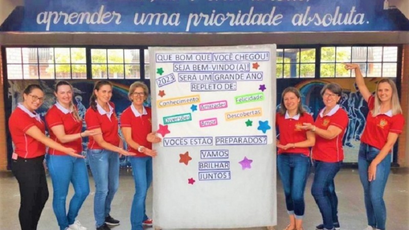 Mais de 780 mil alunos começam ano letivo na rede estadual nesta quinta (23)
