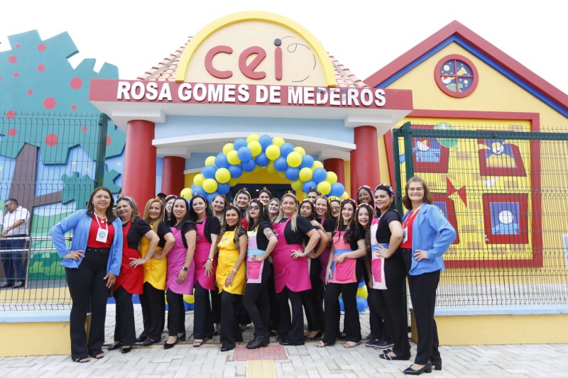 Governador Elmano de Freitas inaugura Centro de Educação Infantil em São Benedito