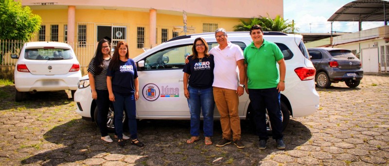Secretaria de Assistência Social recebe novo carro para atender usuários do Suas