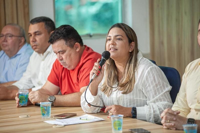 Sema participa de conversas com prefeitos, secretários municipais e representantes do movimento de catadores