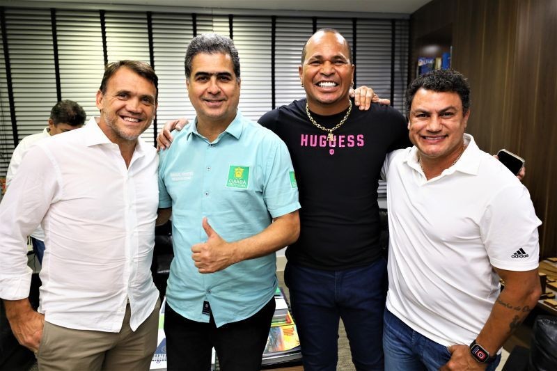 Prefeito Emanuel recebe visita de estrelas que participarão da 10ª edição do 