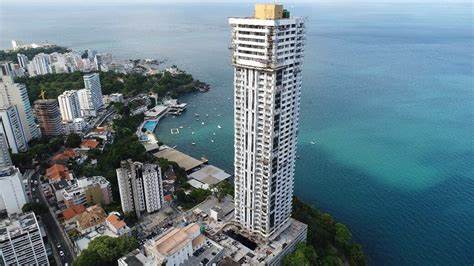 MANSÃO, CORDEIROS E TRADIÇÃO. 