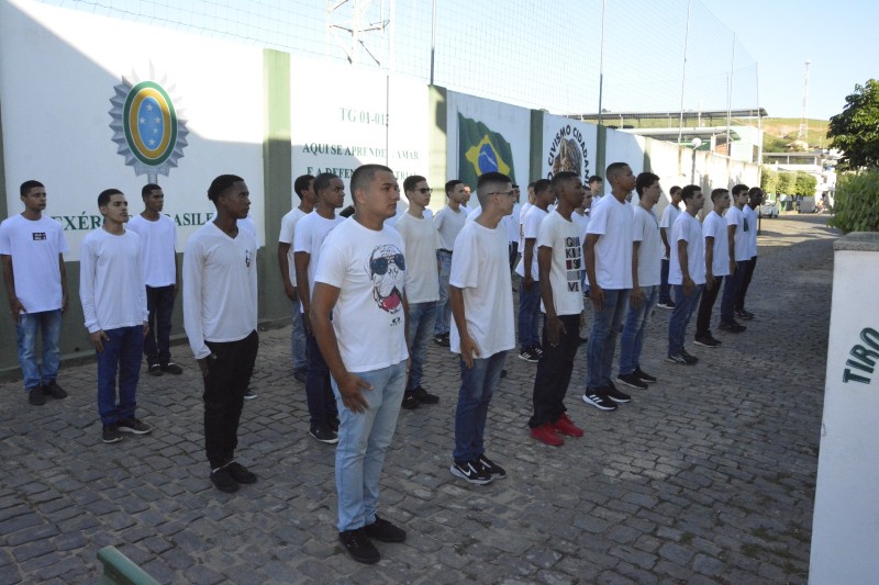 TIRO DE GUERRA DE GUAÇUÍ INICIA AULAS DE INSTRUÇÃO DOS ATIRADORES