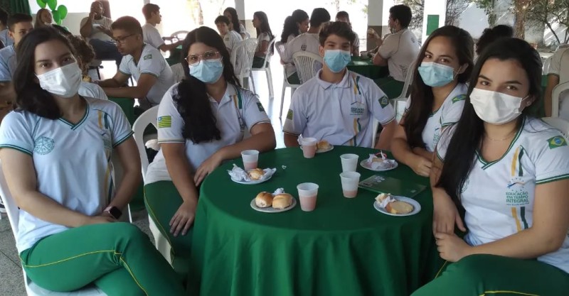 Escola de Piripiri realiza bate-papo com estudantes para fortalecer a aprendizagem