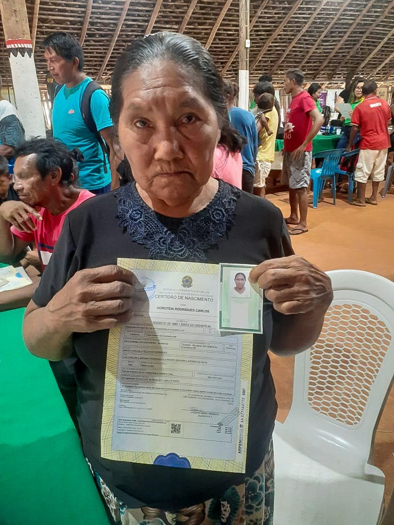 Aos 71 anos, indígena emite certidão de nascimento em aldeia de São Gabriel da Cachoeira