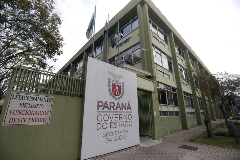 Após orientação do Ministério da Saúde, boletim da Covid-19 será semanal no Paraná
