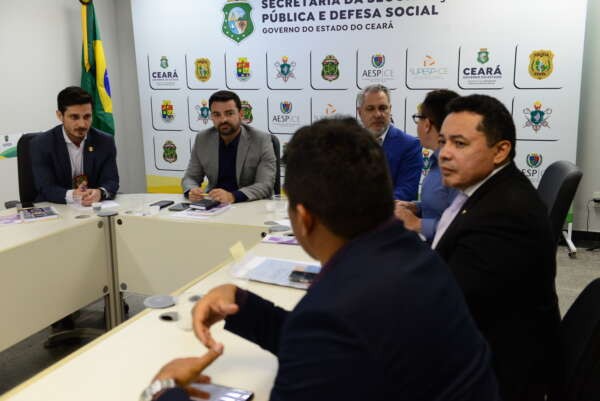 SSPDS recebe representantes do Sindicato dos Policiais Civis