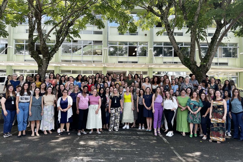 Protagonistas em todas as áreas, mulheres se destacam no fortalecimento do SUS