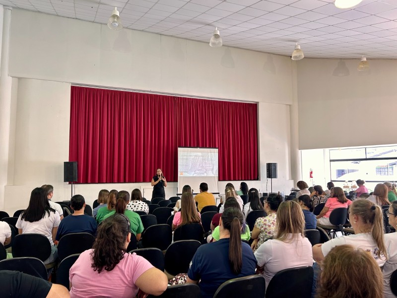 Estado promove capacitação sobre revelação espontânea das crianças e dos adolescentes vítimas de violência