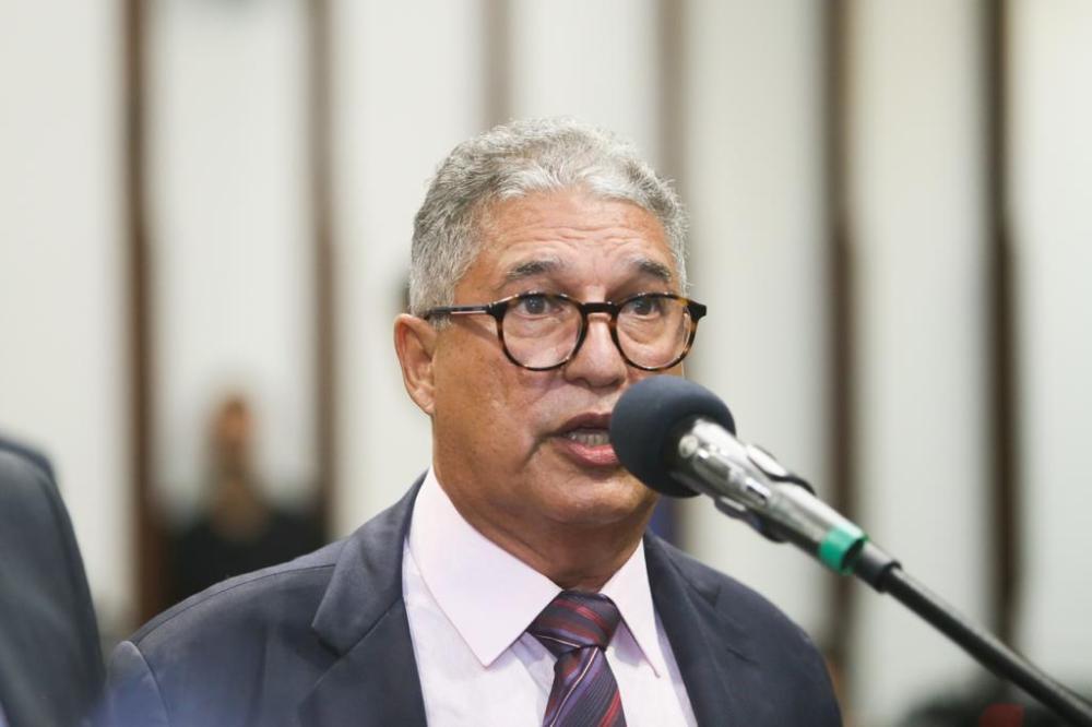 “Elevada procura aos mutirões da Feira Março Mulher é consequência do descaso à atenção básica em Salvador”, afirma deputado Rosemberg.