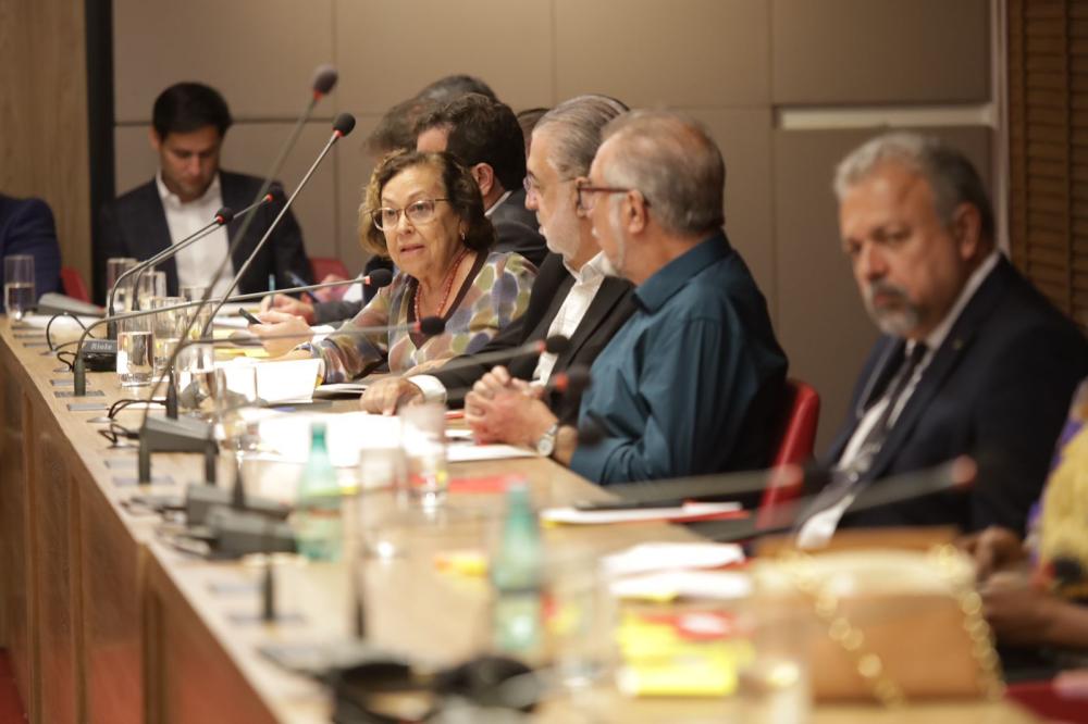 “Na Bahia, temos um ponto de divergência, mas vive-se cada dia com a sua agonia”.