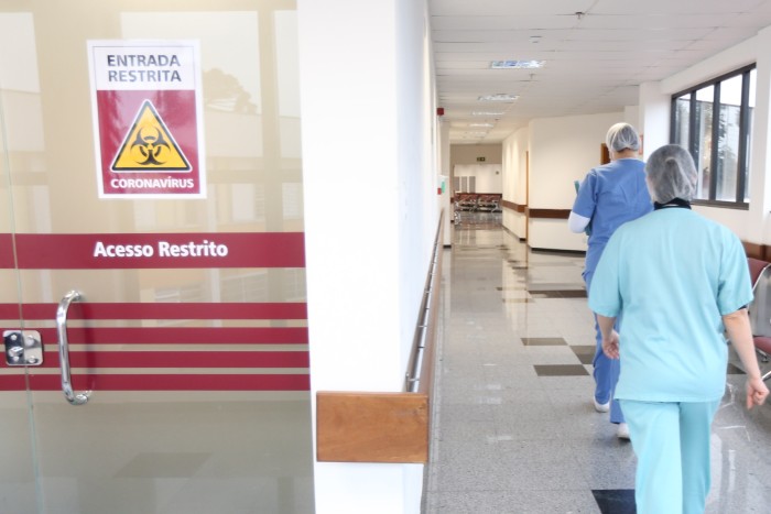 Há três anos, Paraná confirmava os primeiros casos de Covid-19 e iniciava batalha pela saúde