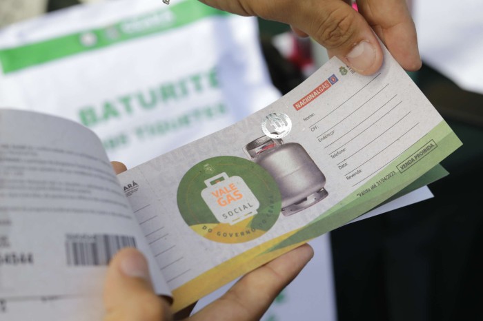 Municípios cearenses começam a receber o primeiro lote de 2023 do Vale-Gás Social
