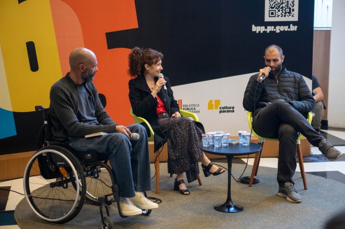 Biblioteca Pública disponibiliza vídeos de todas as mesas-redondas de sua festa literária