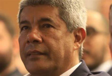 Jerônimo Rodrigues anuncia liberação de recursos para escolas do campo. 