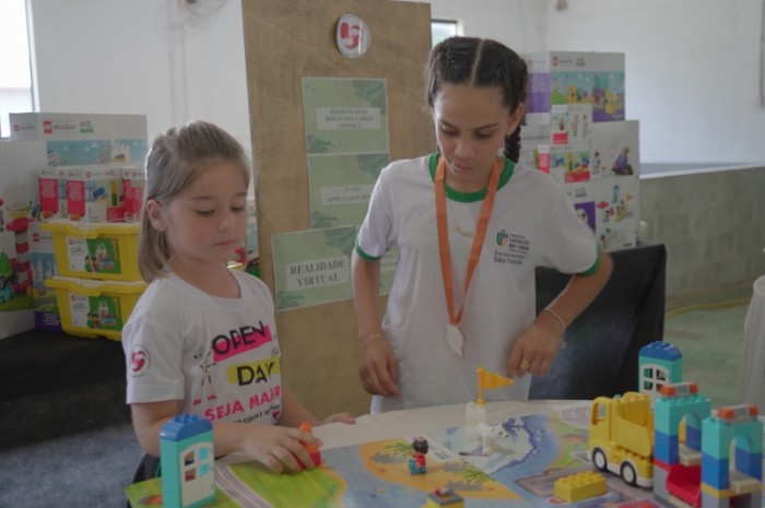 Estudantes apresentam experimentos em Mostra de Ciência e Tecnologia