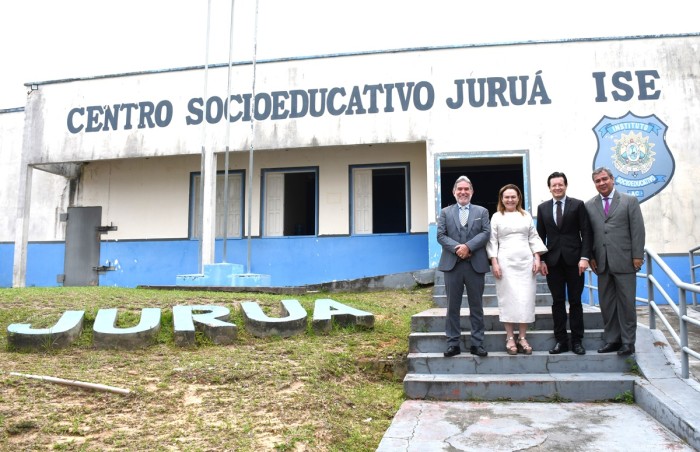 Governadora em exercício articula ações de ressocialização para o Centro Socioeducativo do Juruá